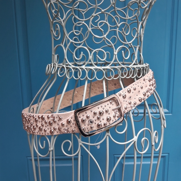 Real Suede Leather Belt Metal Grommets Crystals - Picture 1 of 6